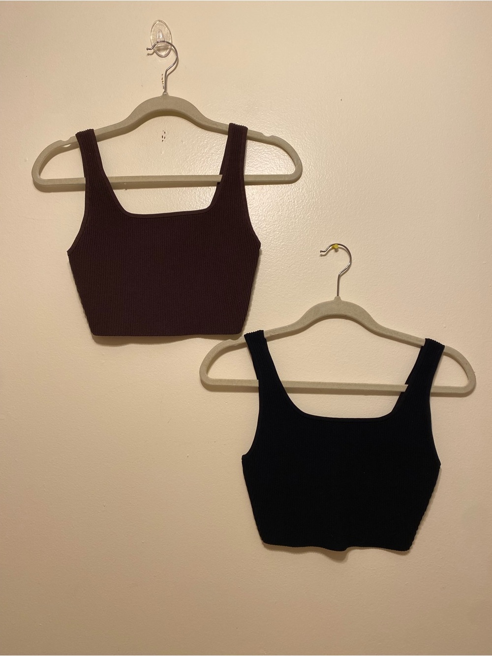 Babaton Ribbed Square Neck Crop Tank - Black & Dark Brown. Size S . Set